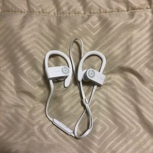 Powerbeats 3 wireless